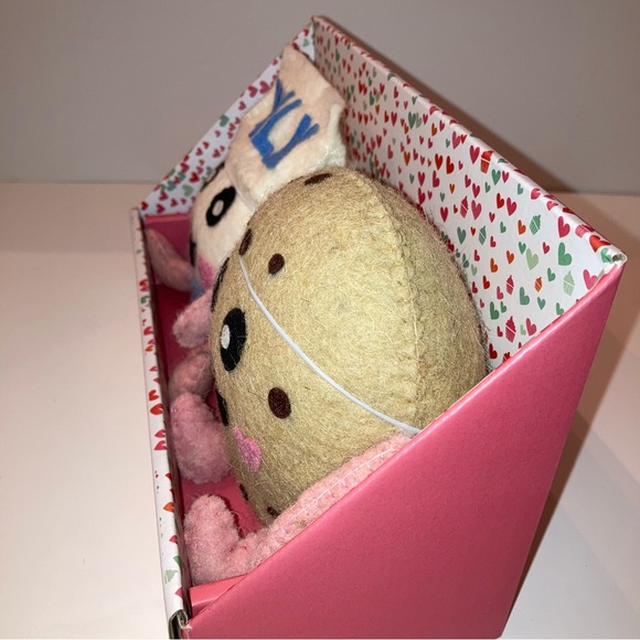 NEW Love and Cupcakes Milk Cookie Plush Set Limited Edition Valentines Plushies - Picture 9 of 14